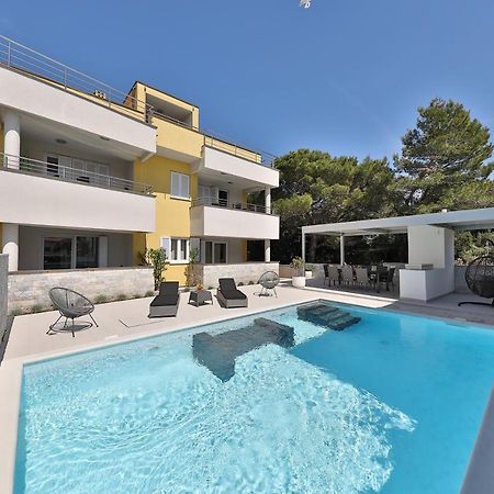Luxury Villa Nada With Pool بيتريتْشاني المظهر الخارجي الصورة